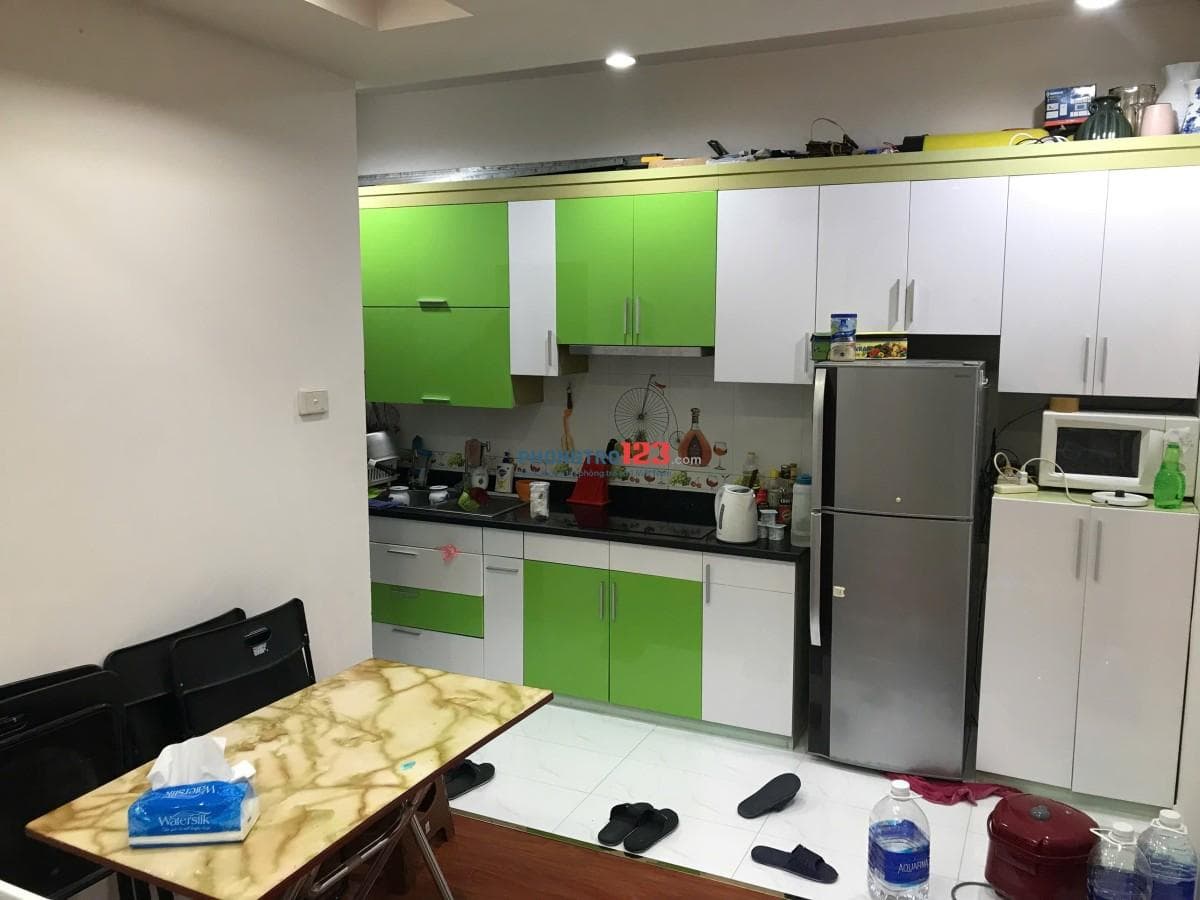 Cho thuê căn hộ chung cư 3N1K 2WC 86m2 đủ đồ 1